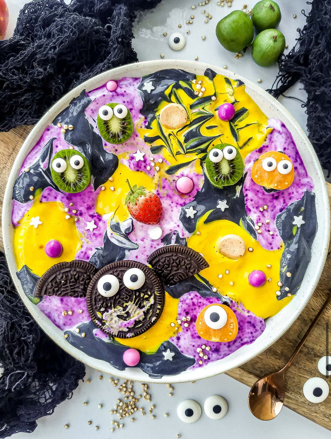 Unlock the Magic of Halloween with Rawnice's Superfoods! Spooky Recipes and Health Benefits 🌈🎃